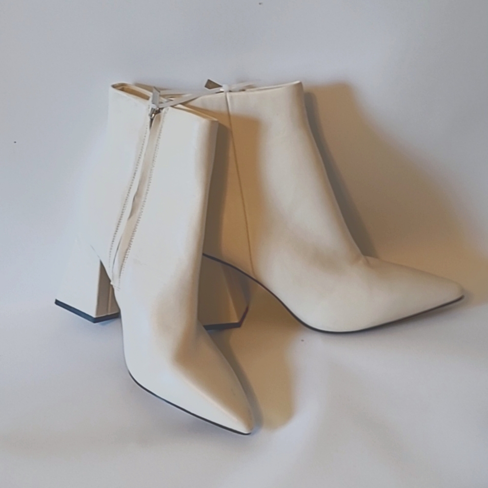 Sz 7m leather boots